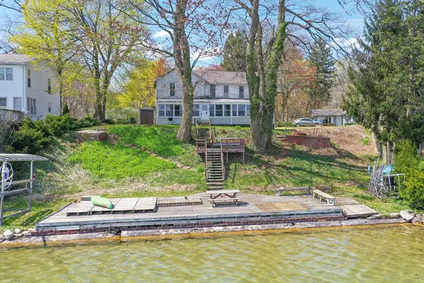 68270 N Shore Drive, Edwardsburg, MI 49112