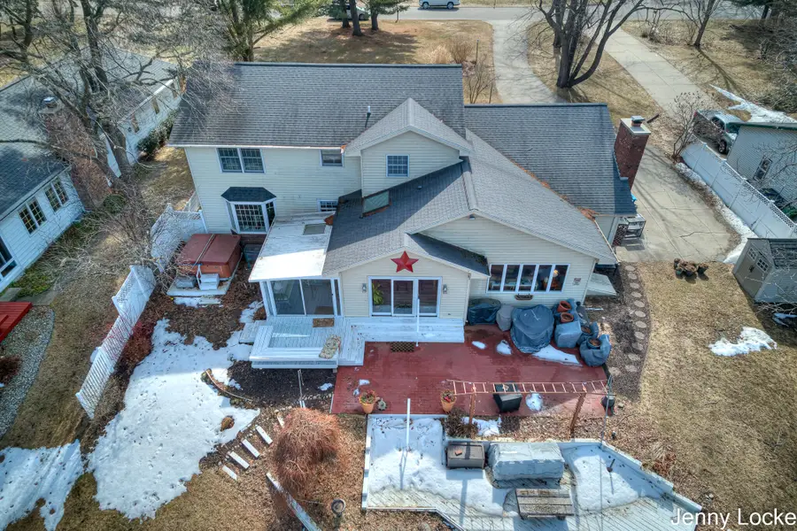 1530 Bayview Drive, Norton Shores, MI 49441 - #3