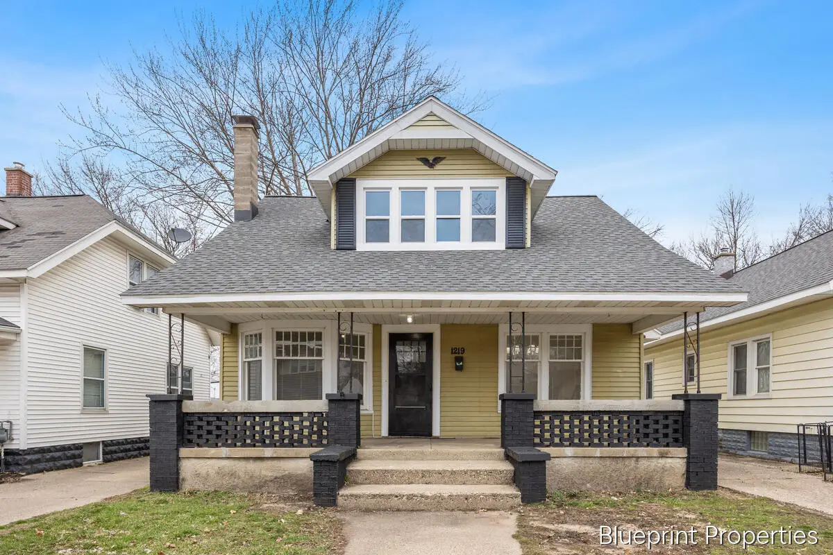 1219 Whiting Street Sw, Wyoming, MI 49509 - #1