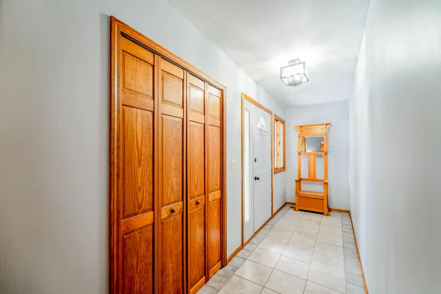 5160 Whipple Lake Road, Clarkston, MI 48348 - #2