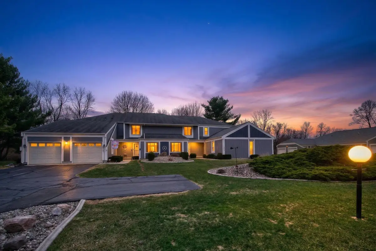 2786 Walden Woods Boulevard, Jackson, MI 49201 - #1