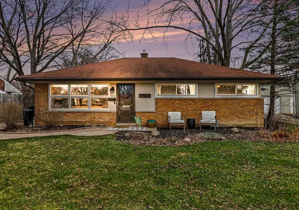 260 Kenyon Drive, Troy, MI 48083