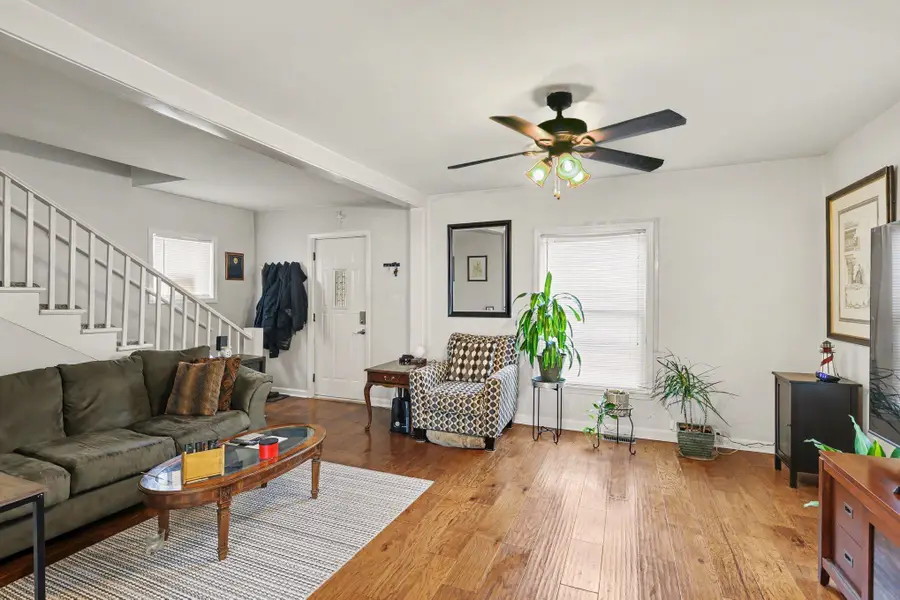 431 Orange Street, Jackson, MI 49202 - #3