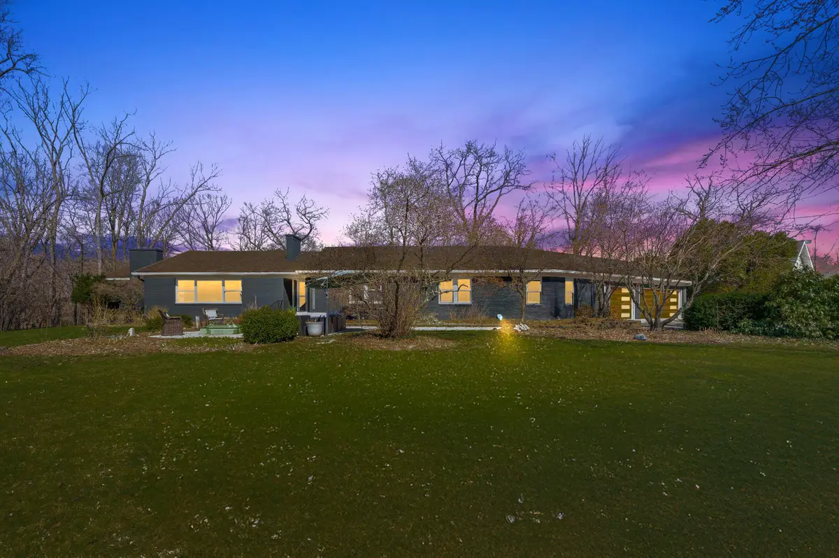 711 Kingsley Avenue, Saint Joseph, MI 49085 - #1