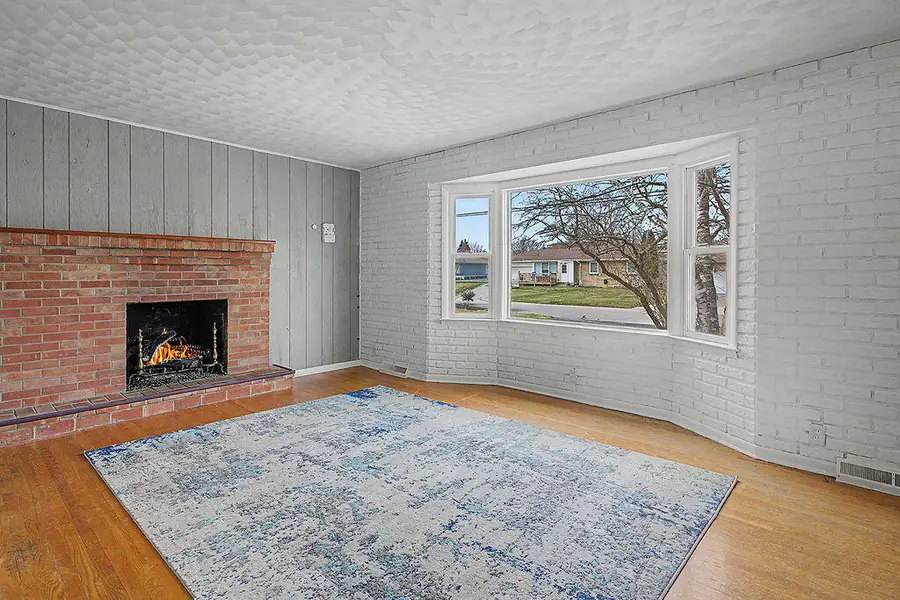 4284 Plymouth Avenue Se, Grand Rapids, MI 49508 - #3