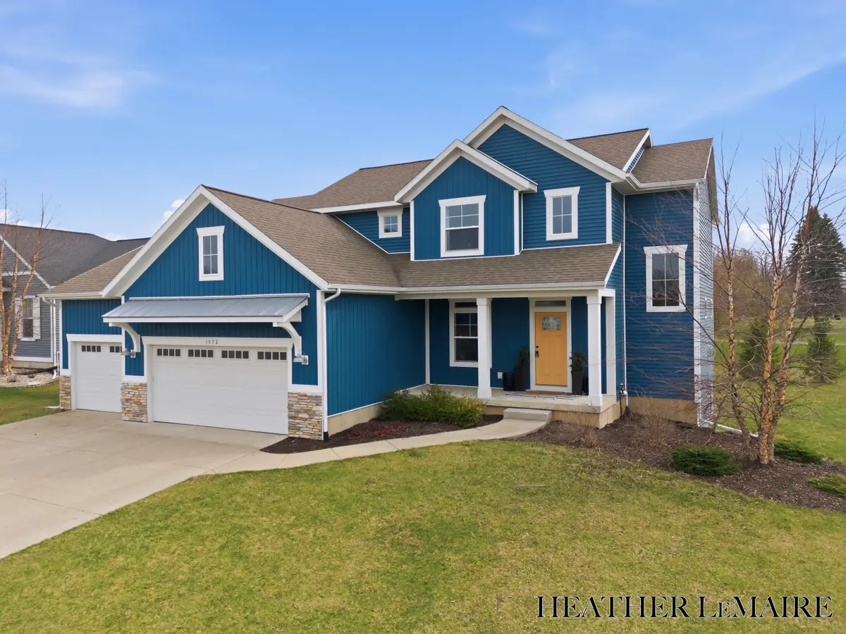 1572 Chase Lane Drive Sw, Byron Center, MI 49315 - #1