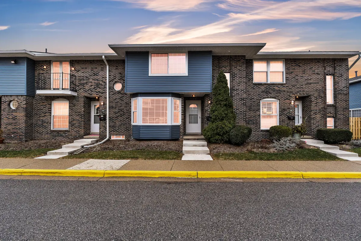 2784 Page Avenue, Ann Arbor, MI 48104 - #1