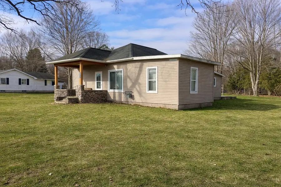 165 S Elm Street, Hesperia, MI 49421 - #3
