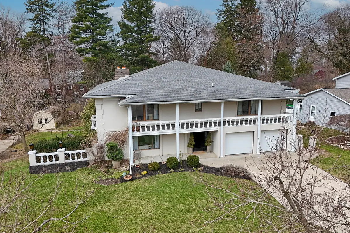 1217 El Camino Drive Nw, Grand Rapids, MI 49504 - #1