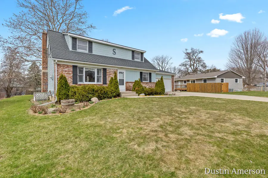 2656 Vassar Drive Se, Grand Rapids, MI 49506 - #2