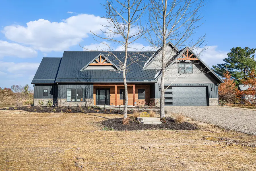 13785 Jane Way, Harbert, MI 49115 - #3