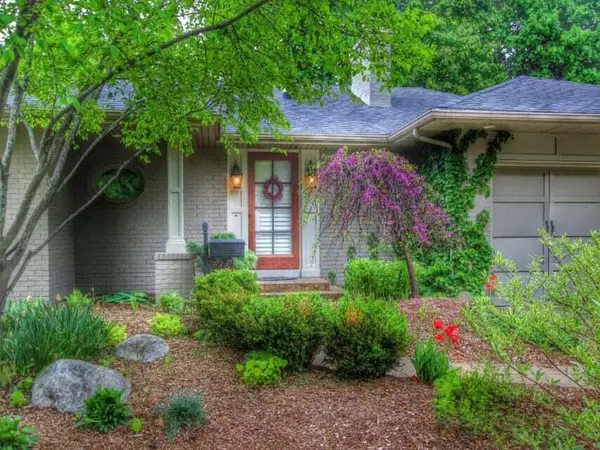 2020 Argentina Drive Se, Grand Rapids, MI 49506