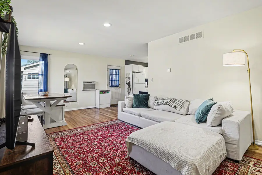 133 W Hughes Street, Marshall, MI 49068 - #3