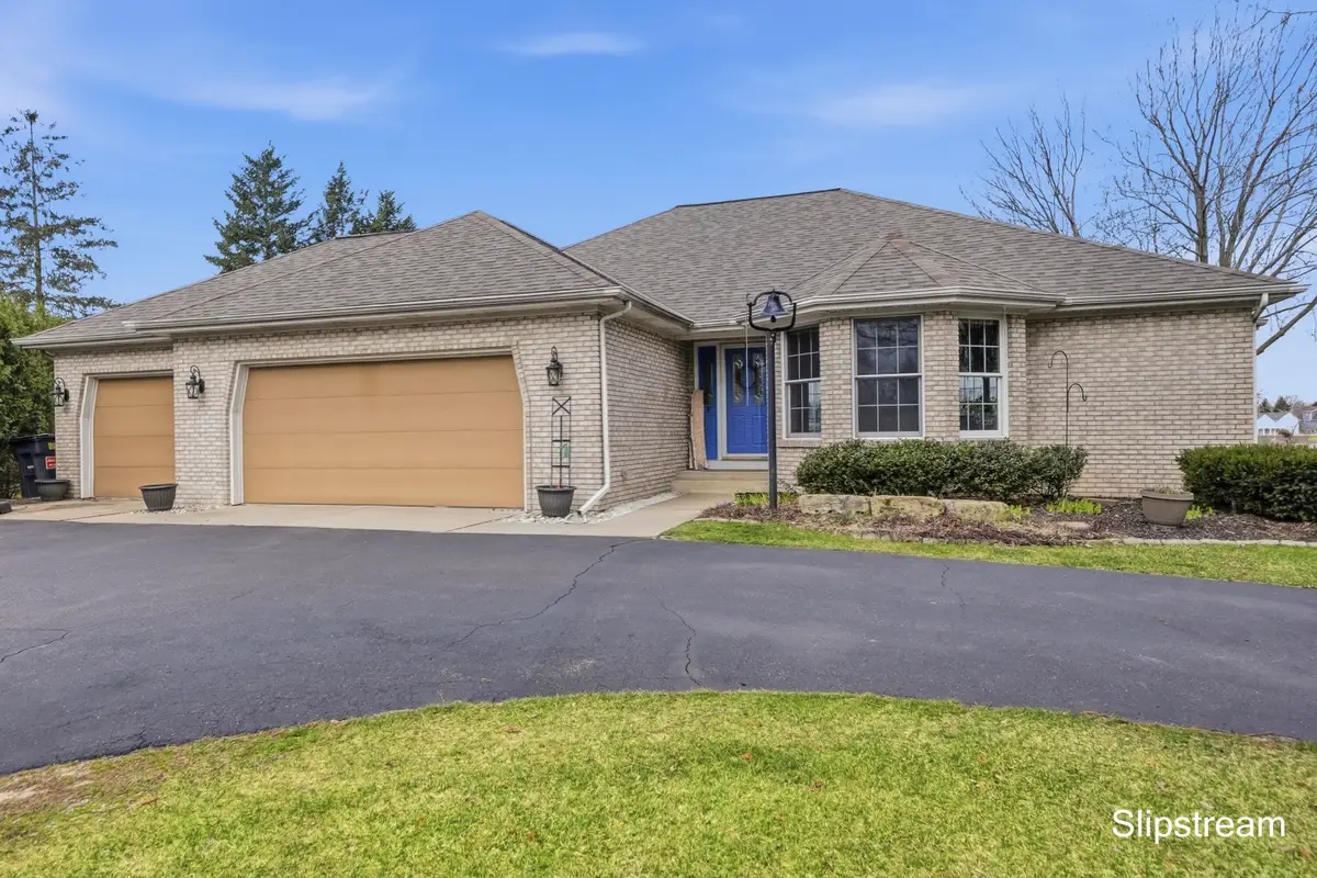 6807 Kenowa Avenue Sw, Grandville, MI 49418 - #1