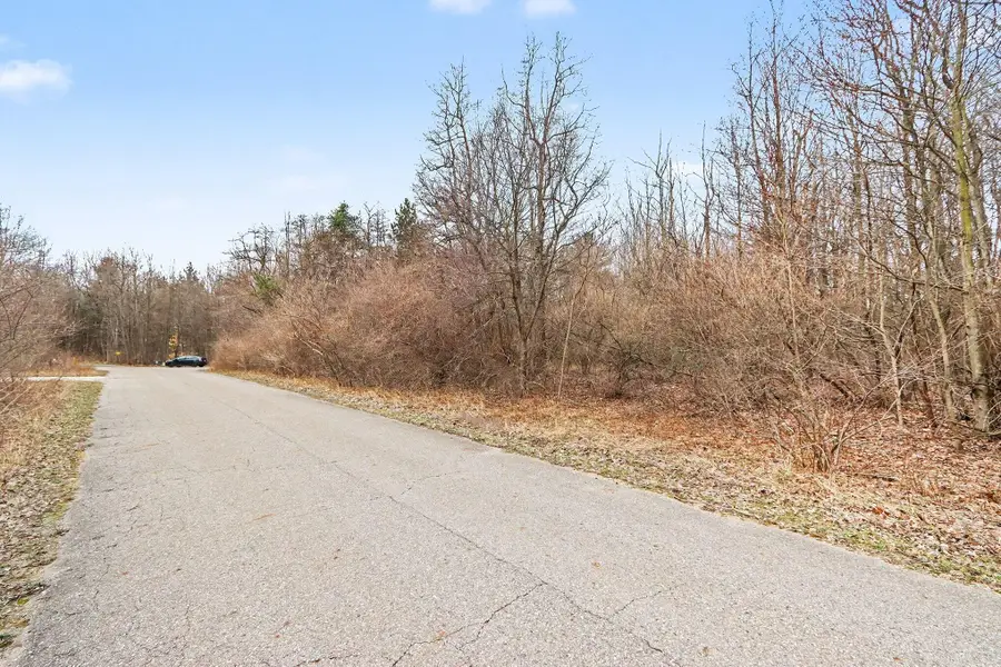 2590 Chase Farm Road, Fennville, MI 49408 - #2