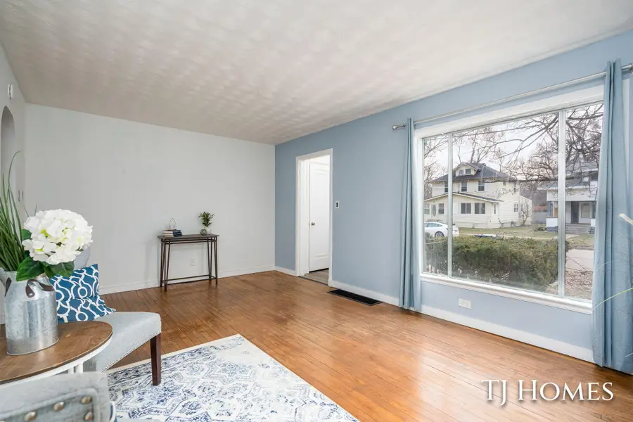 3233 Peck Street, Muskegon, MI 49444 - #2