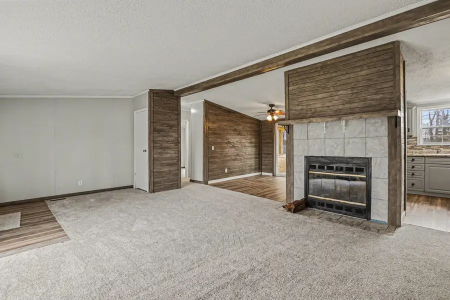 67429 N Shore Drive, Edwardsburg, MI 49112 - #2