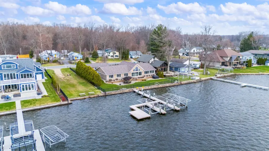 5363 Paw Paw Lake Road, Coloma, MI 49038 - #3