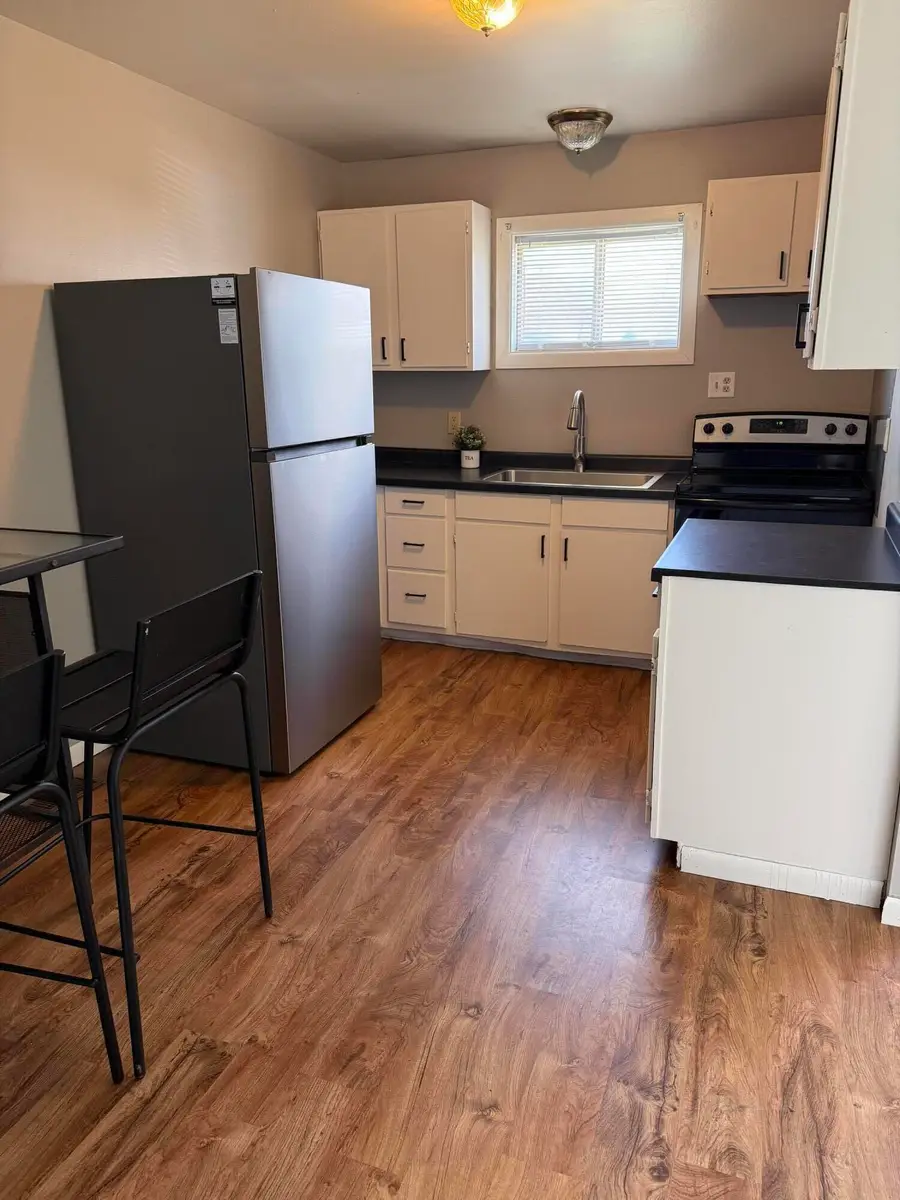 1020-1022 Avondale Circle, Kalamazoo, MI 49048 - #3