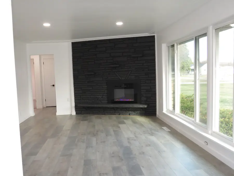 3122 Skander Drive, Flint, MI 48504 - #2