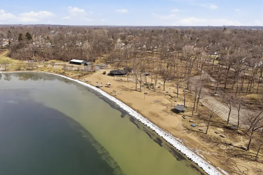 3995 Cresthaven Drive, Waterford, MI 48328 - #2