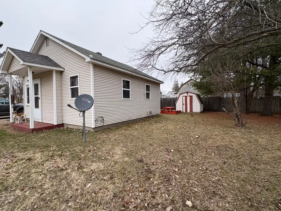 112 W 11th Street, Evart, MI 49631 - #2