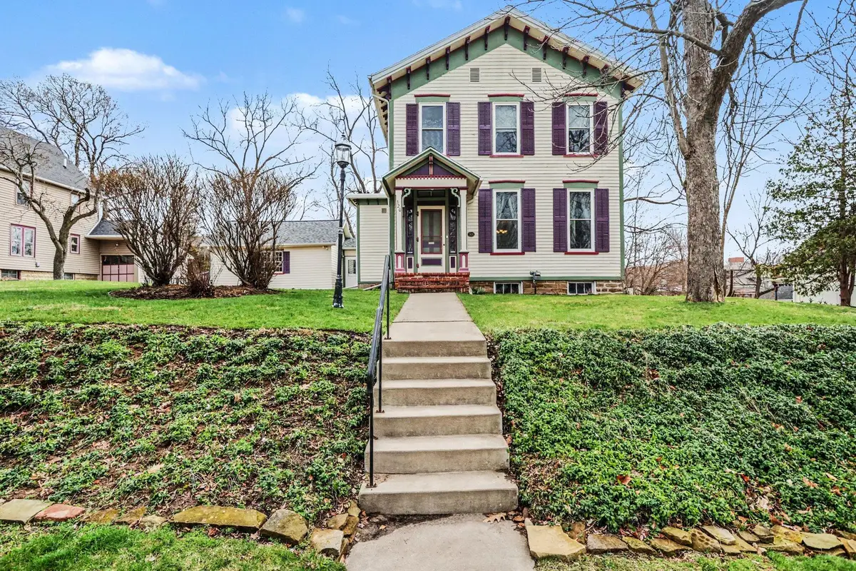 320 N Division Street, Marshall, MI 49068 - #1