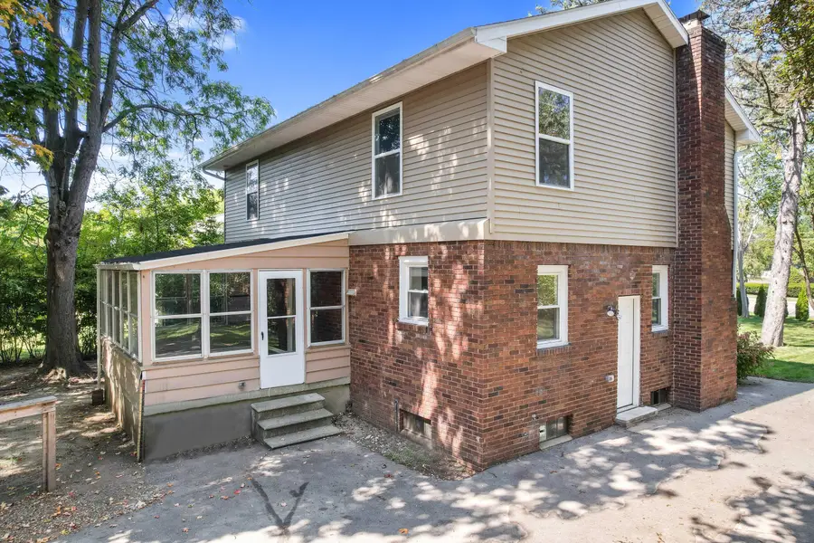 6044 Davison Road, Burton, MI 48509 - #3