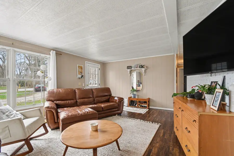 315 Mc Cumber Street, Buchanan, MI 49107 - #3