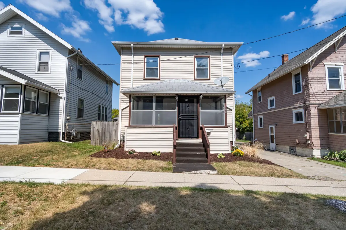 140 Moore Street, Jackson, MI 49203 - #1