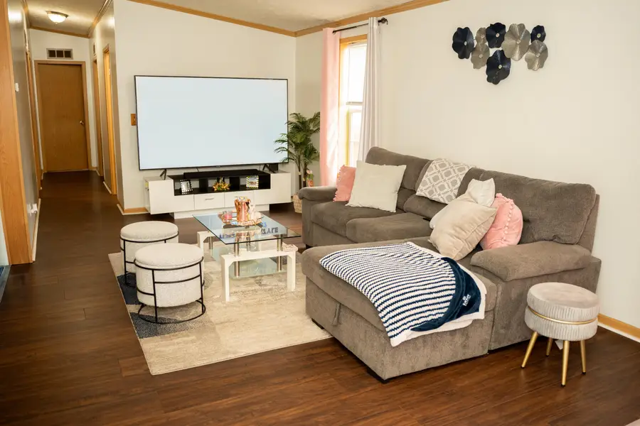 2040 Reo Avenue, Lincoln Park, MI 48146 - #2