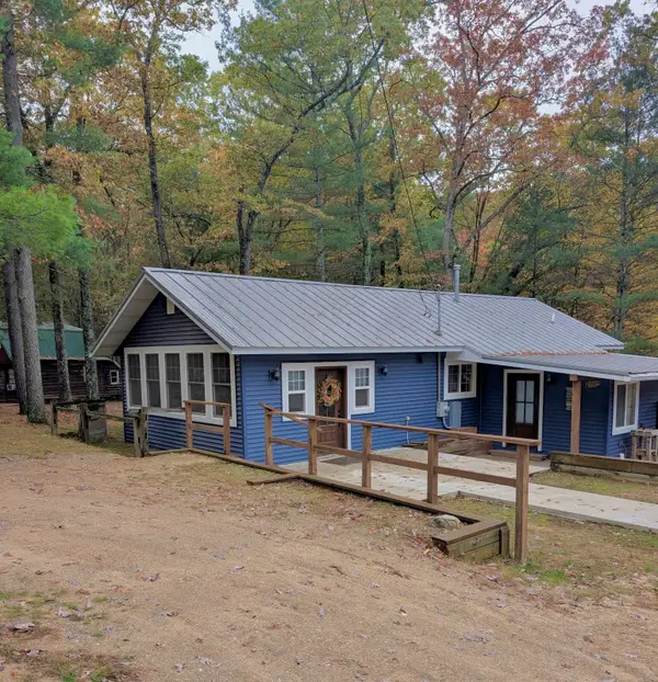 9562 S Rainbow Lake Drive, Baldwin, MI 49304