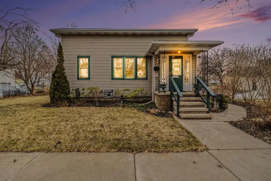 206 N James Street, Ludington, MI 49431 - #2