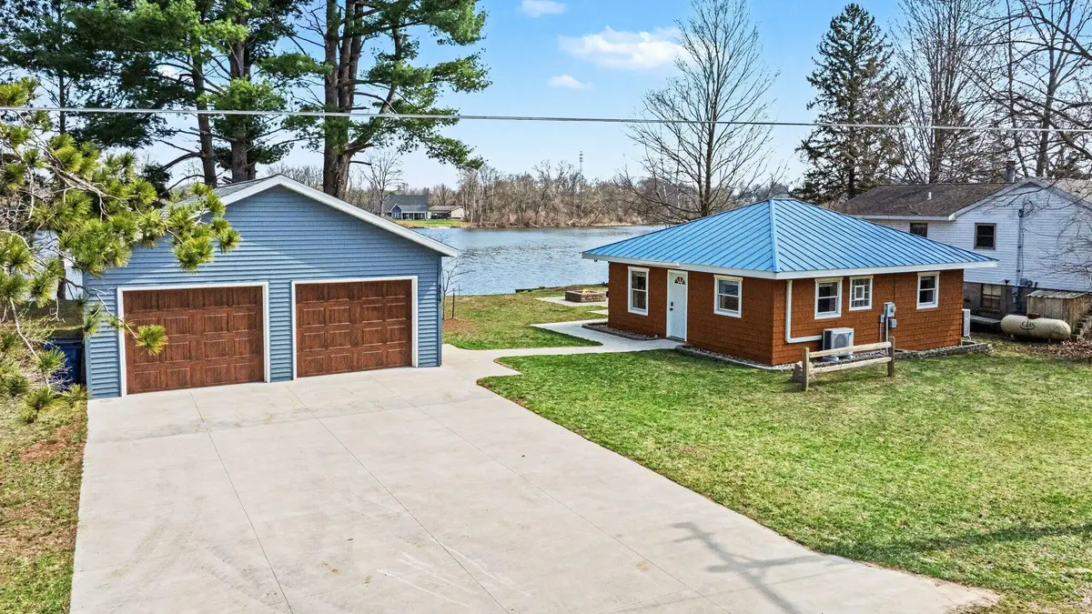 3517 Lake Allegan Drive, Allegan, MI 49010 - #1