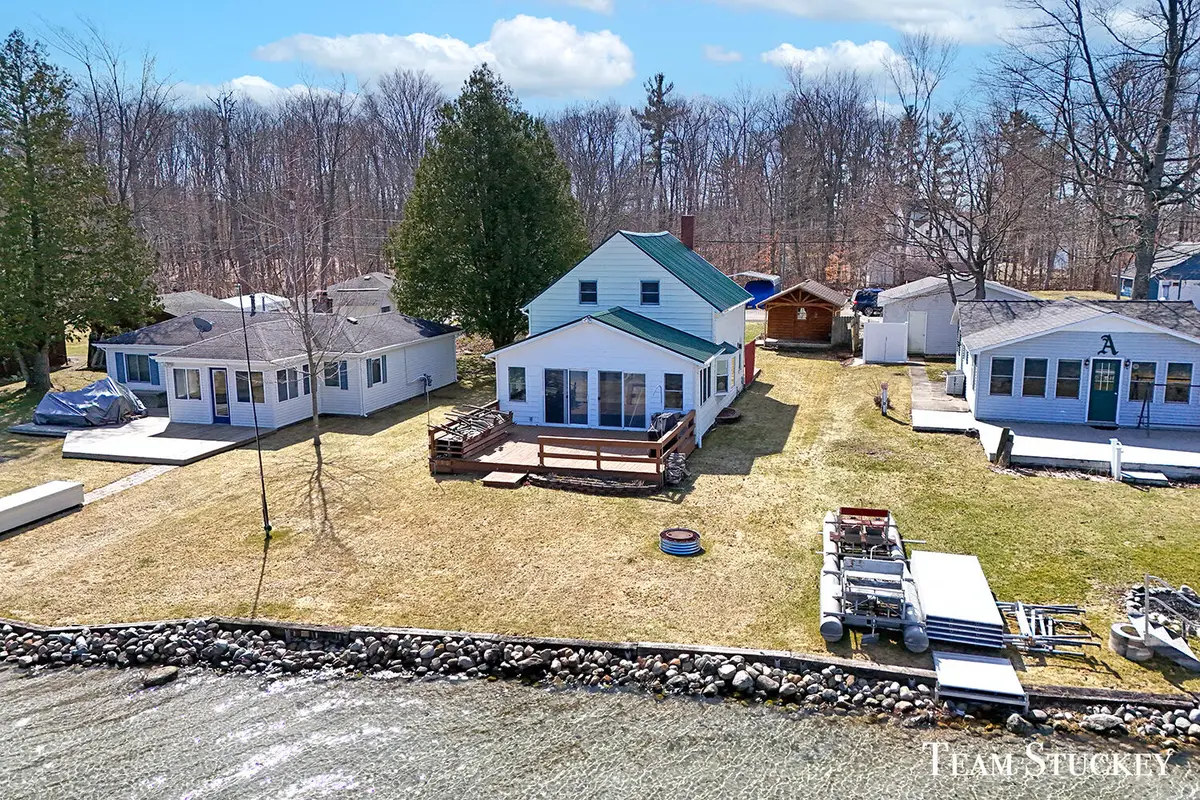 8941 Lake Street, Newaygo, MI 49337 - #1