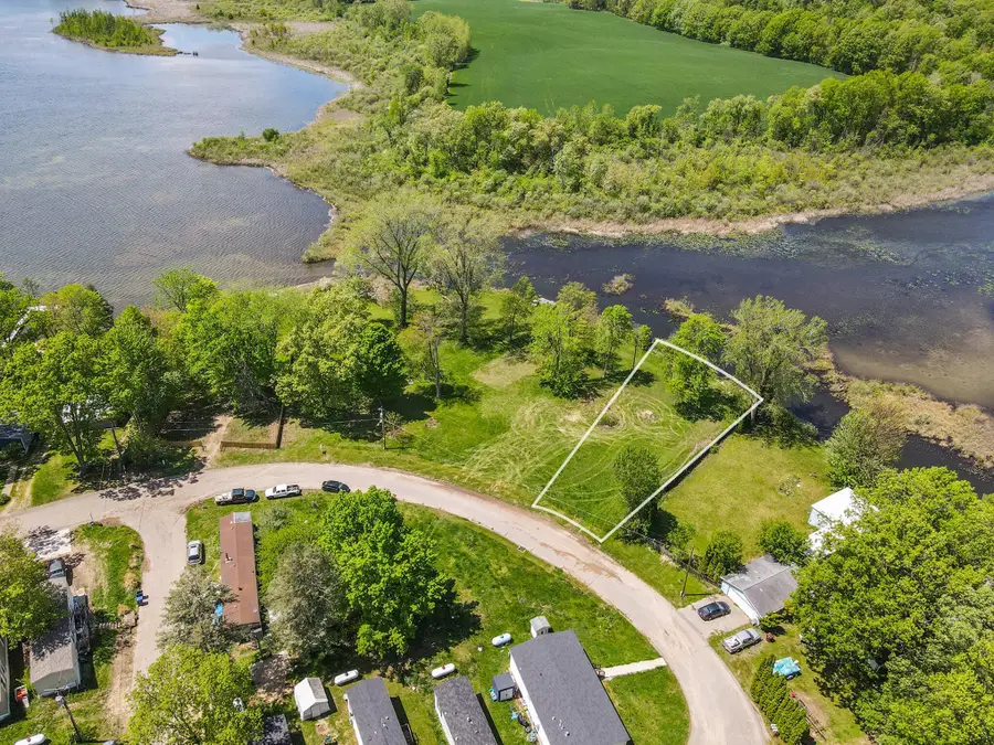 277 Lakeside Drive #Lot E, Delton, MI 49046 - #3