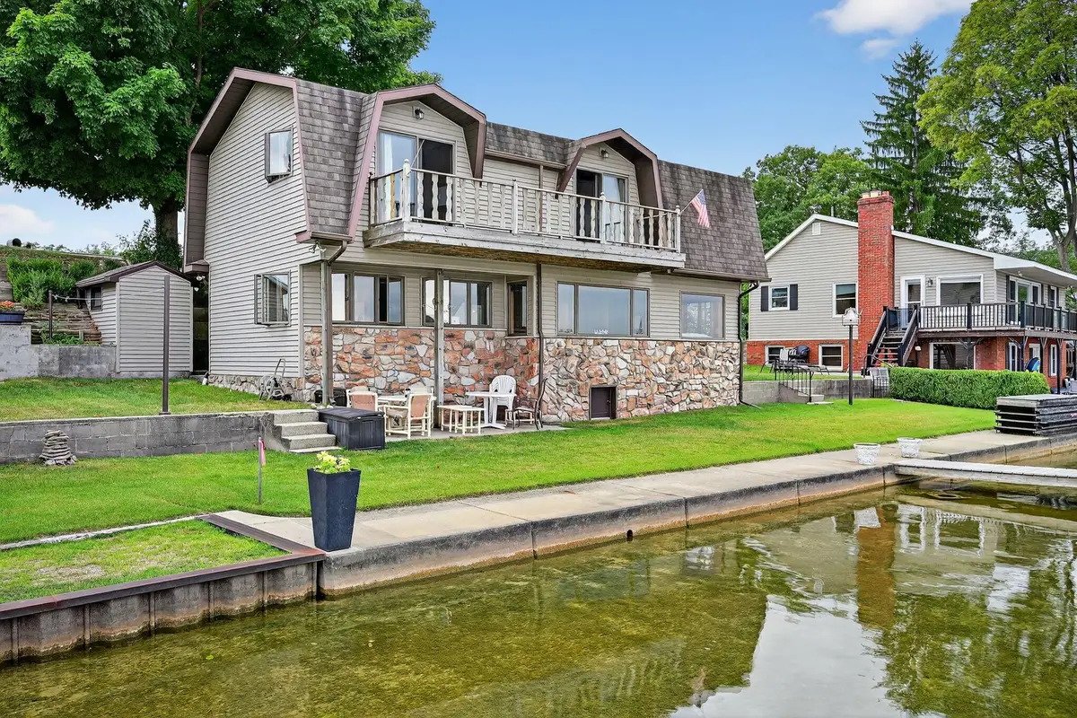 32680 South Street, Lawton, MI 49065 - #1