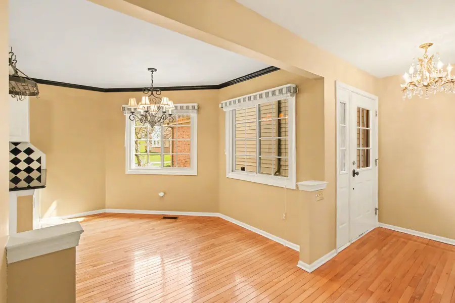 306 Pineknoll Court, Brighton, MI 48116 - #2