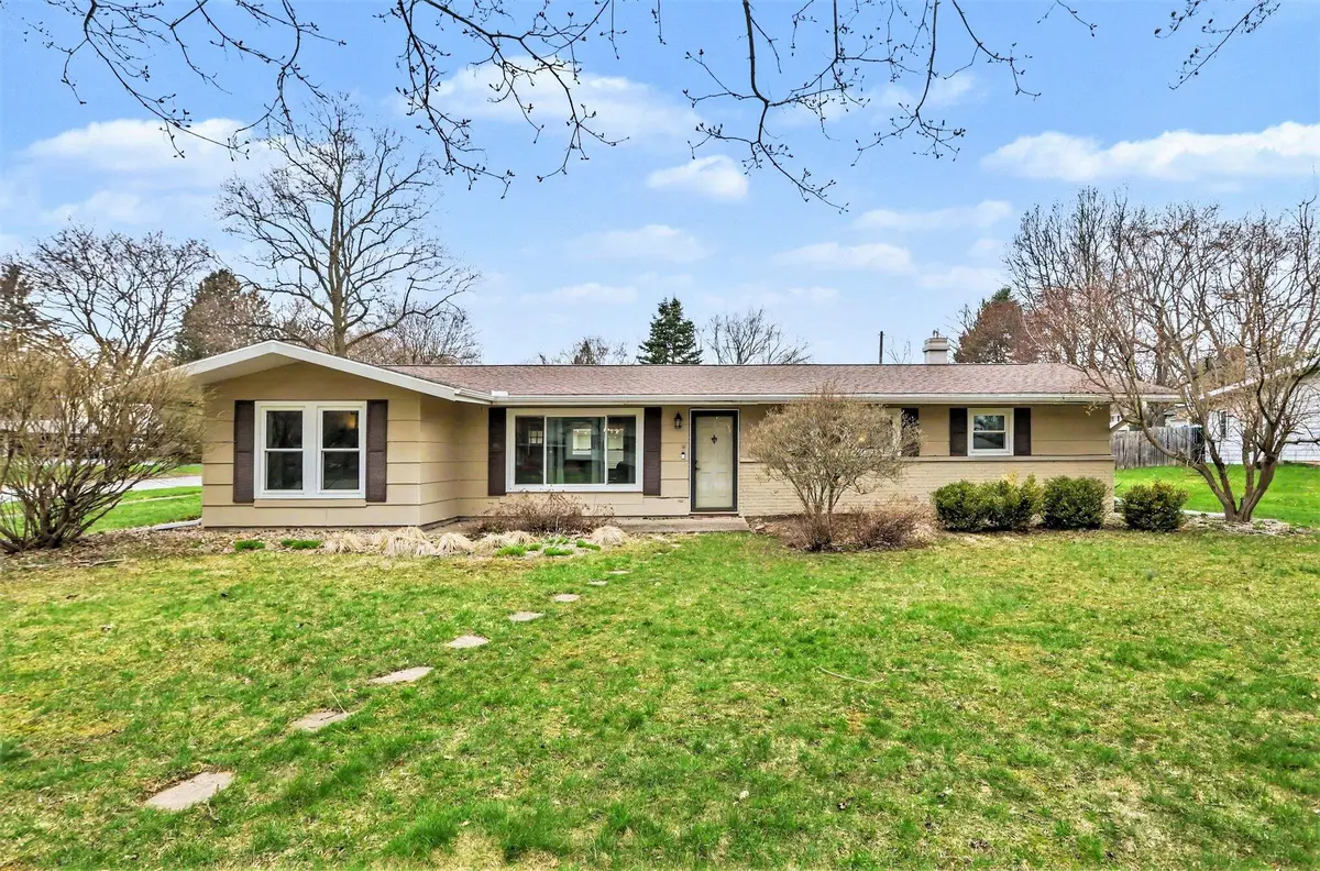 728 Chippewa Trail, Niles, MI 49120 - #1