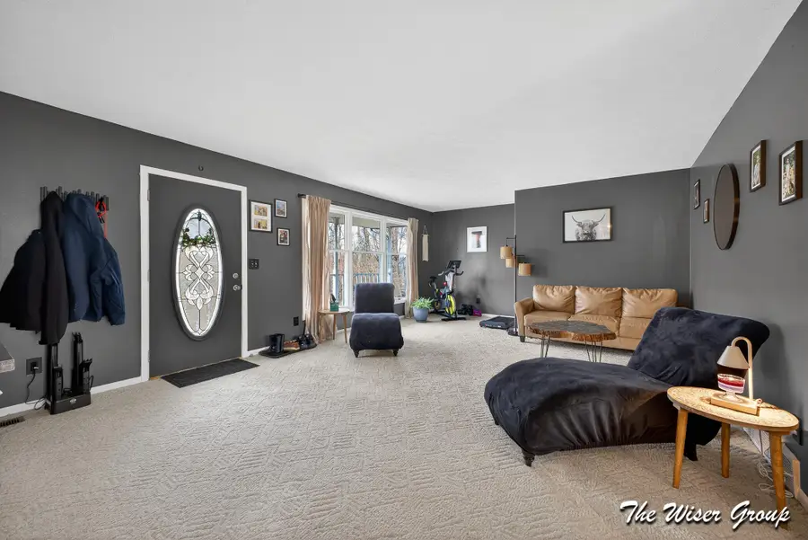 2713 Hillcrest Drive, Ionia, MI 48846 - #2