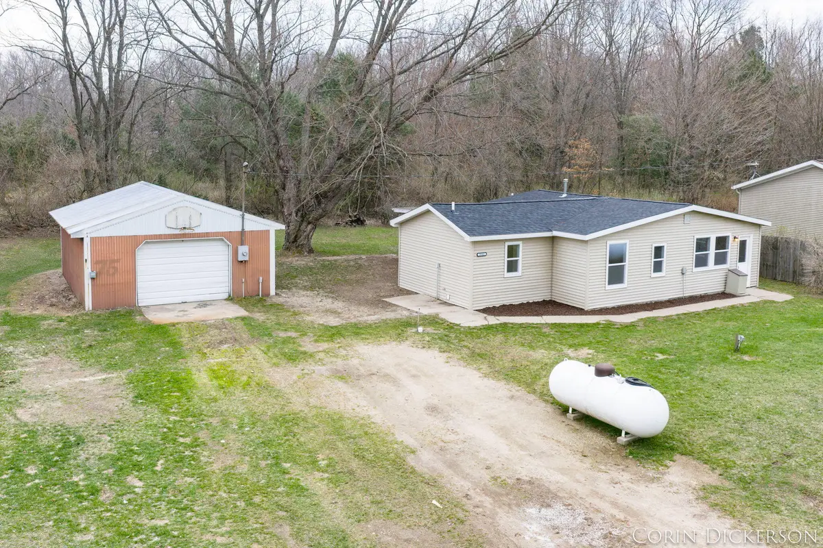 2112 101st Avenue, Otsego, MI 49078 - #1