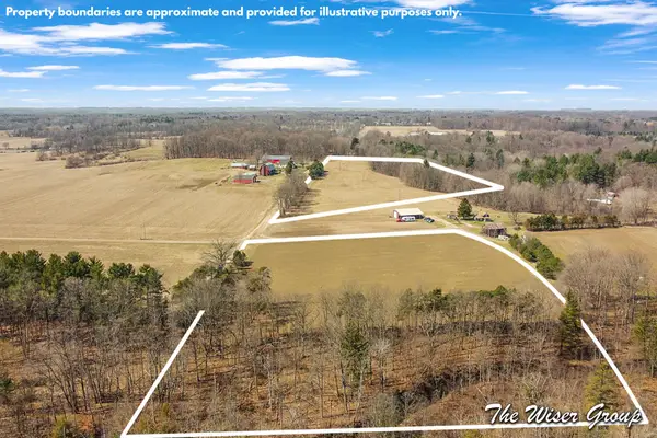 10479 Friske Drive Ne, Rockford, MI 49341