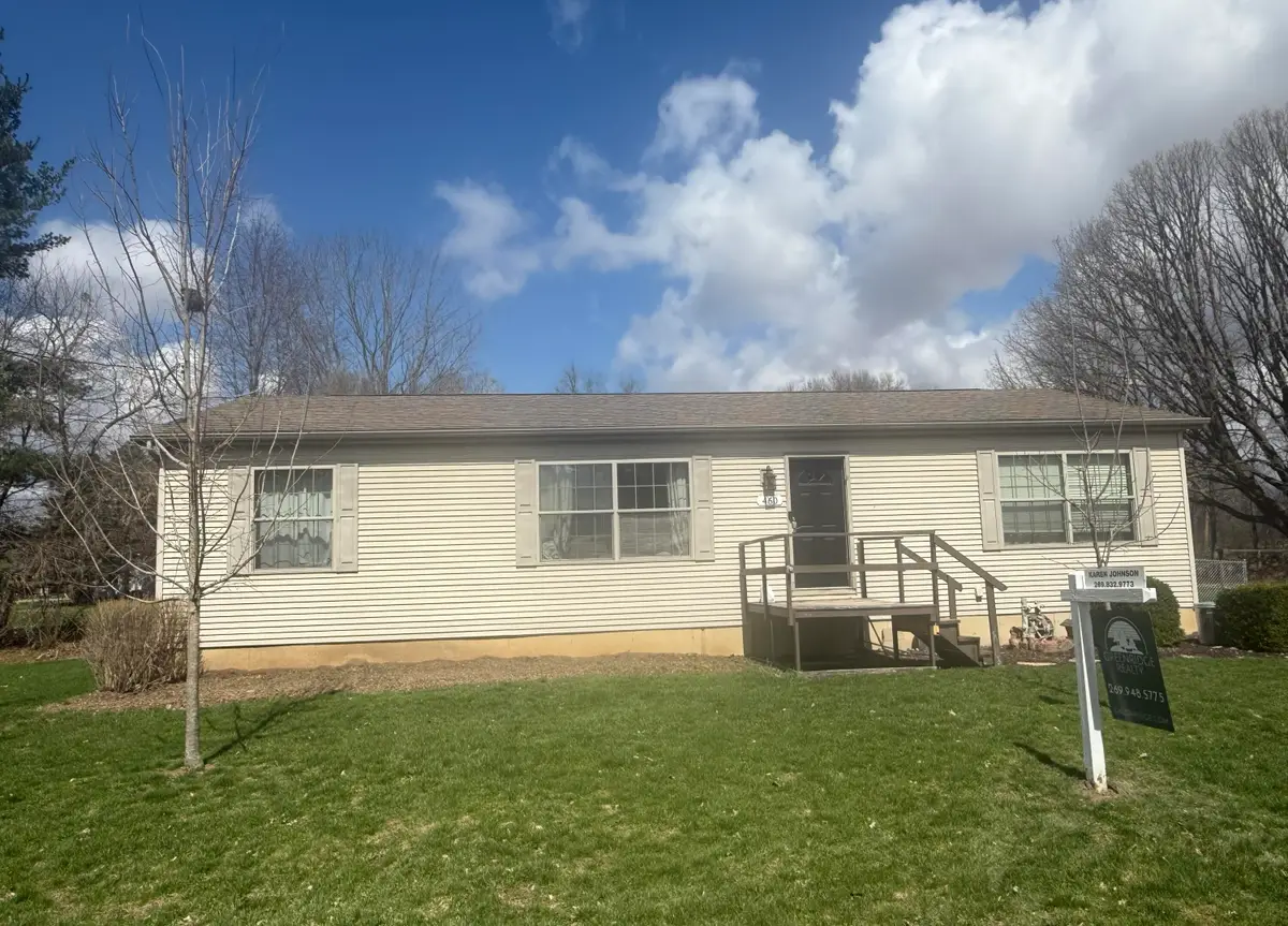 460 E Ellsworth Street, Bellevue, MI 49021 - #1
