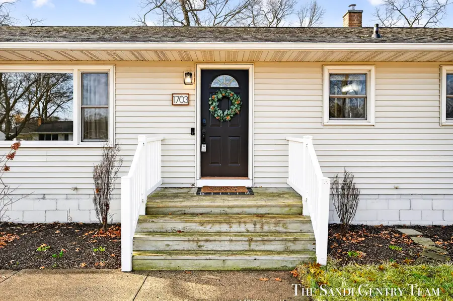 1703 Columbus Avenue, Norton Shores, MI 49441 - #3