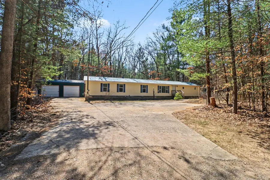 22085 W Wood Lake Road, Pierson, MI 49339 - #2