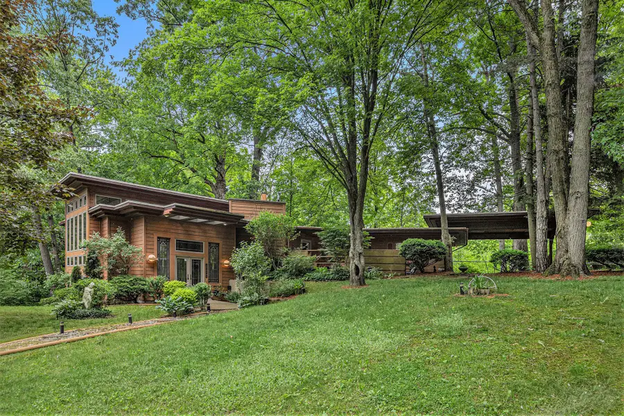 6888 Ann Arbor Road, Jackson, MI 49201 - #2