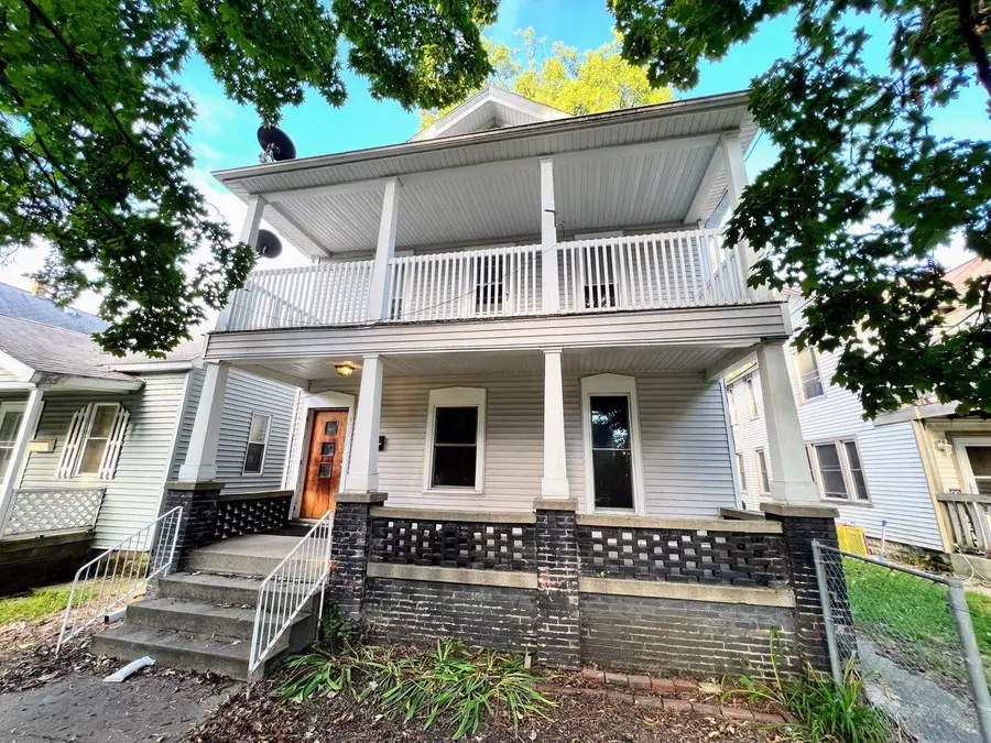 937 Davis Avenue Nw, Grand Rapids, MI 49504 - #2