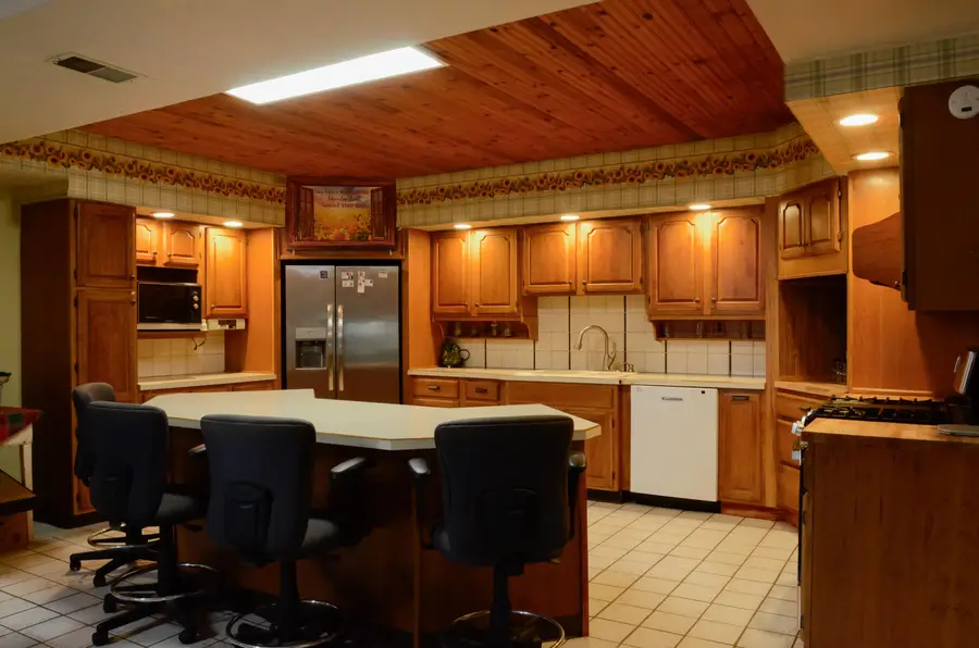 520 E Groat Road, Dowling, MI 49050 - #3