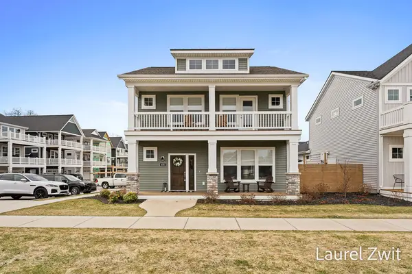 406 W Leland Drive, Whitehall, MI 49461