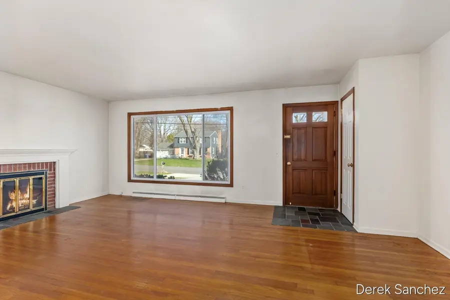 1702 Stilesgate Street Se, Grand Rapids, MI 49508 - #3